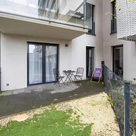 Atal Tower By Renters Apartmán