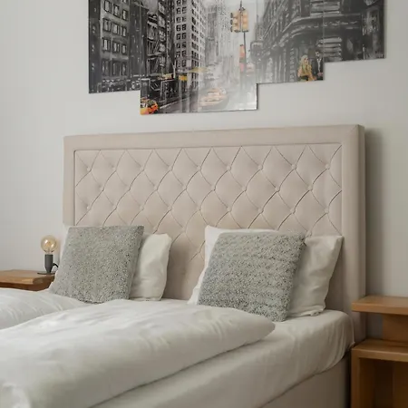 Апартаменти Atal Tower By Renters